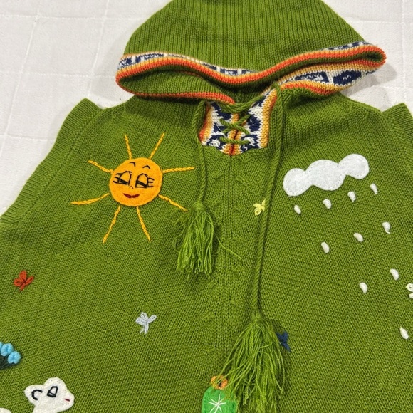 Kids Poncho - Picture 5 of 12